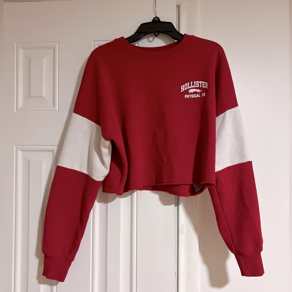 hollister california xs red and white cropped sweater